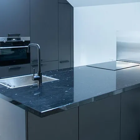 Grand Monumental Apartman Edam