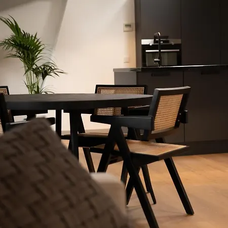 Grand Monumental * Ένταμ