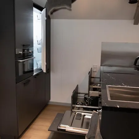 Grand Monumental * Ένταμ